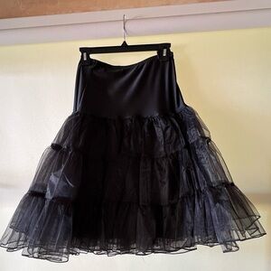 *SOLD*Elegant Black Tulle Petticoat Skirt One Size